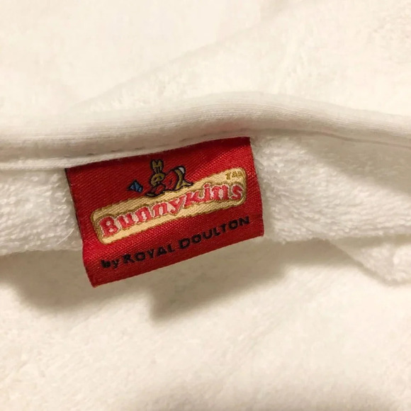 Royal Doulton Bunnykins Baby  Hooded Towel - Picture 10 of 16